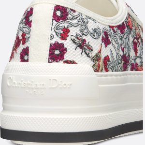 Dioramour Walk_n_Dior Platform Sneaker Detailed view