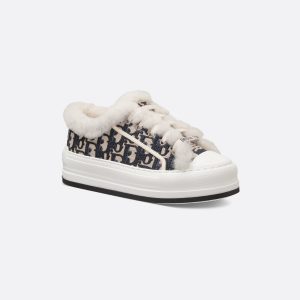 Walk_n_Dior Platform Sneaker Three quarter closed view