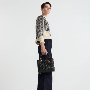 aria_look Medium Lady Dior Bag Three quarter back_y