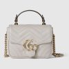 811238_AAECK_1712_001_060_0000_Light-GG-Marmont-mini-top-handle-bag