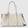 815214_FAD6L_9641_001_076_0000_Light-GG-Emblem-medium-tote-bag