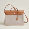Light beige/beige/light brown